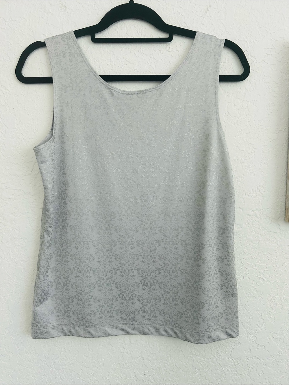 Chico's Light Gray Scoop Neck Tank Top - Picture 4 of 4